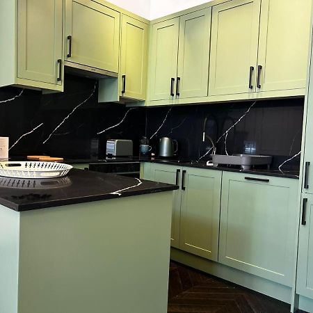 Earl'S Court Luxe Apartment Лондон Экстерьер фото