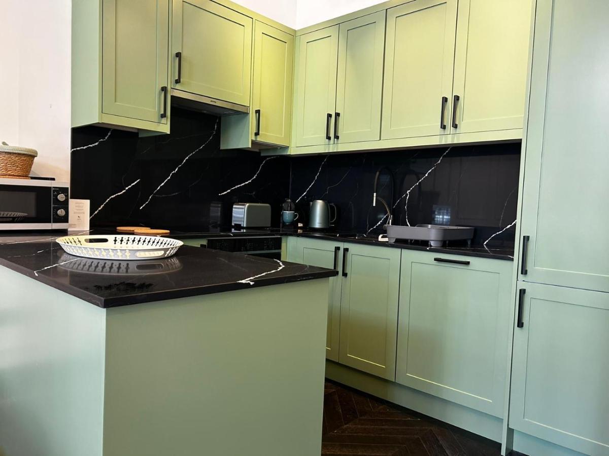 Earl'S Court Luxe Apartment Лондон Экстерьер фото