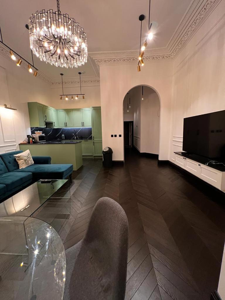Earl'S Court Luxe Apartment Лондон Экстерьер фото